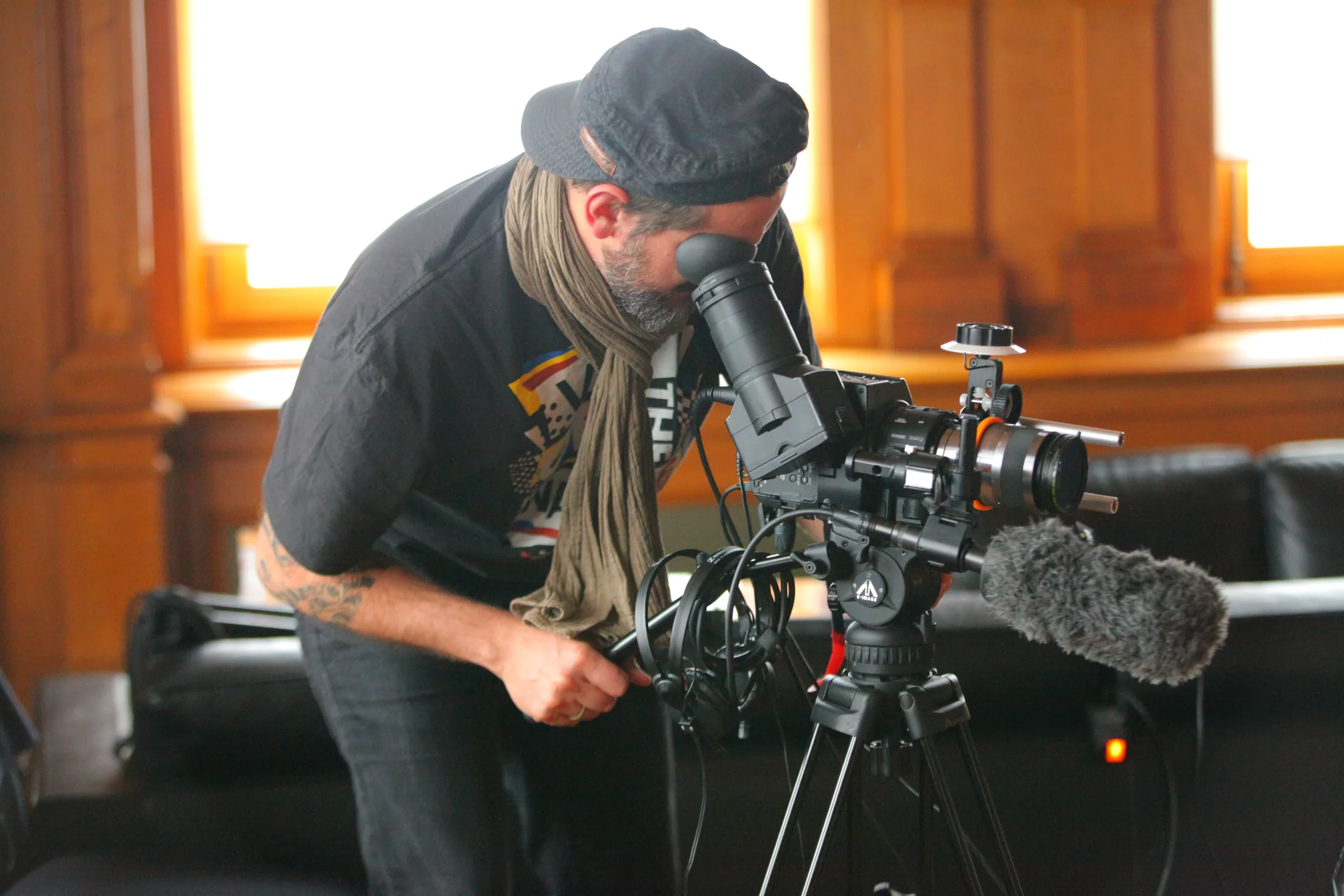 David Induni filming on set